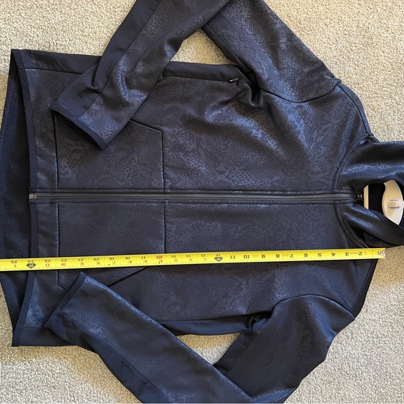 Nike Therma-Fit Hoodie - Picture 5 of 7